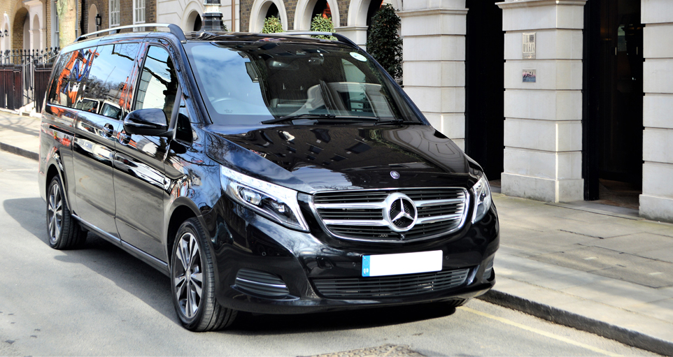 Mercedes Classe V avec Chauffeur I Ulysses & Sons – Ulysses Group